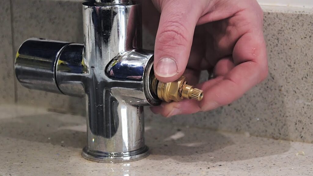 How to Fix a Leaking Kitchen Tap