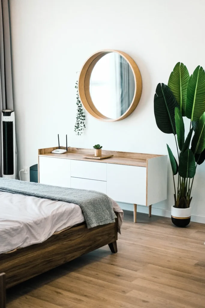 Minimalist Bedroom Decor